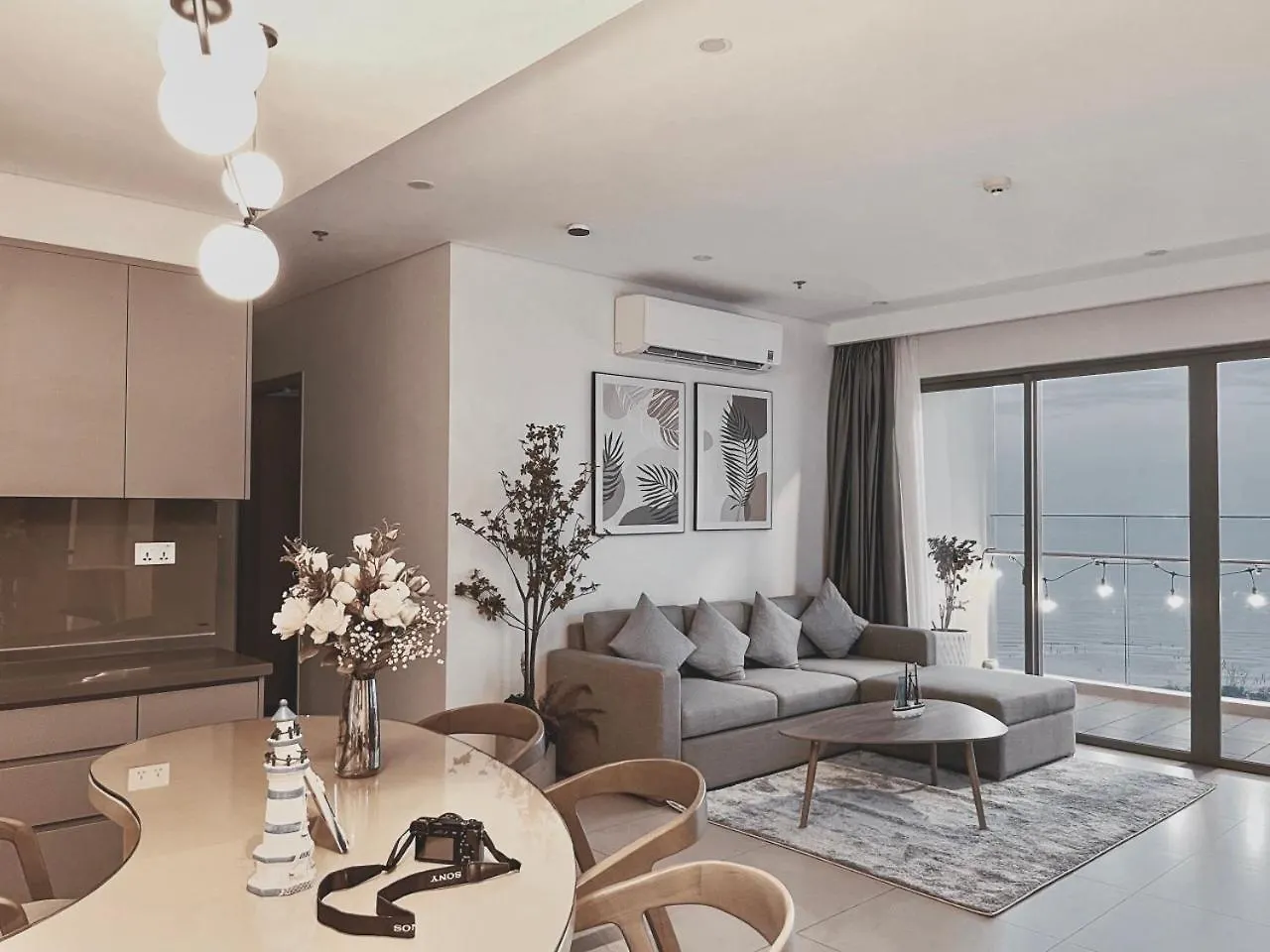 The Song Vung Tau Condotel: 5-Star Beachfront with Infinity Pool Apartment