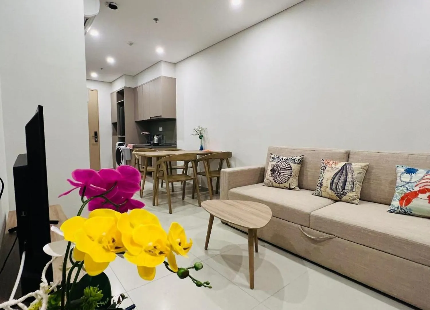 Julie'S House - The Song Vung Tau Condotel Can Ho Bien 5 Sao Ho Boi Vo Cuc - The Song Vung Tau Condotel 5-Star Beach View Apartment With Infinity Pool