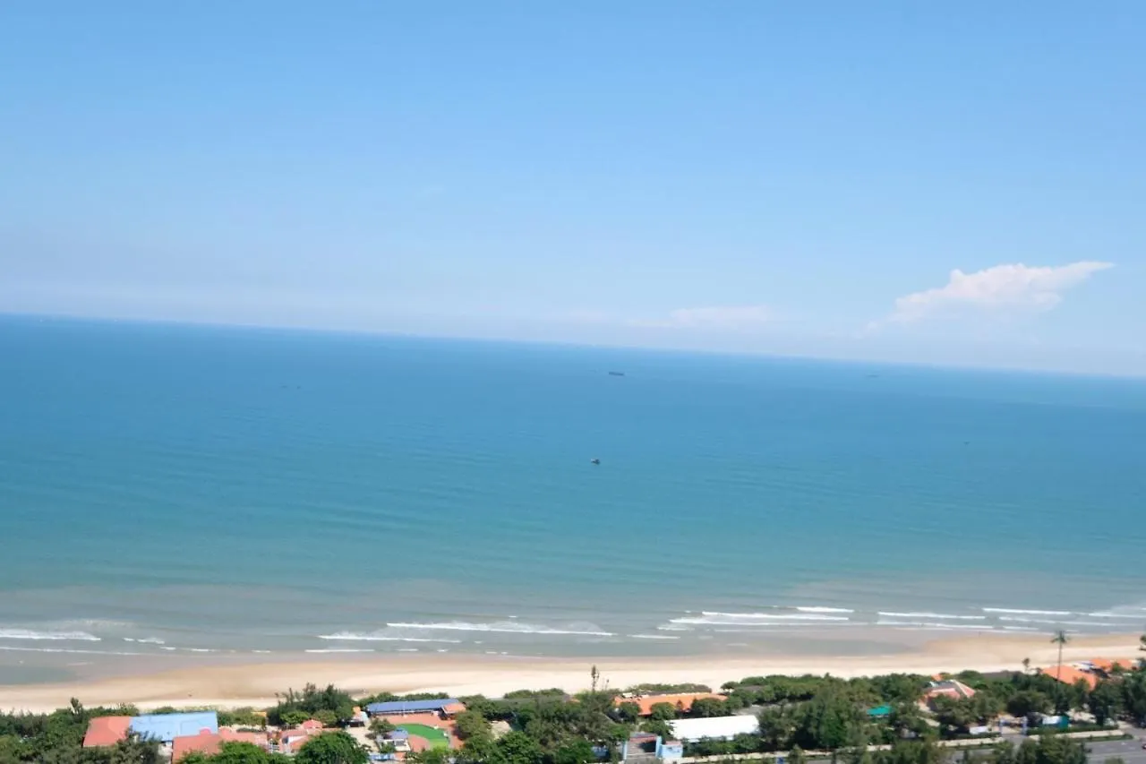 Apartment The Song Vung Tau Condotel: 5-Star Beachfront with Infinity Pool