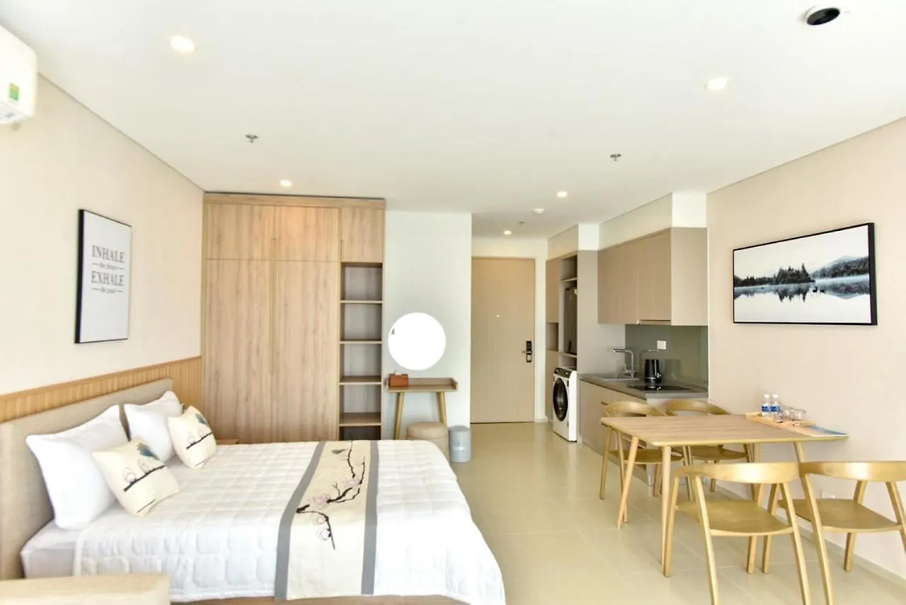 Apartment The Song Vung Tau Condotel: 5-Star Beachfront with Infinity Pool