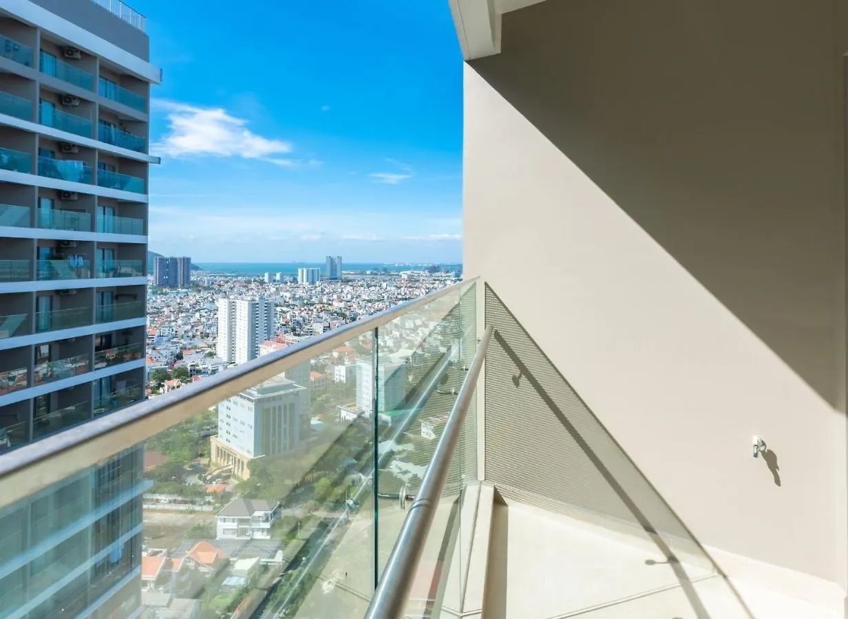 The Song Vung Tau Condotel: 5-Star Beachfront with Infinity Pool 0*,  Vietnam