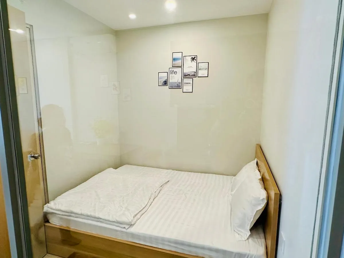Apartment The Song Vung Tau Condotel: 5-Star Beachfront with Infinity Pool